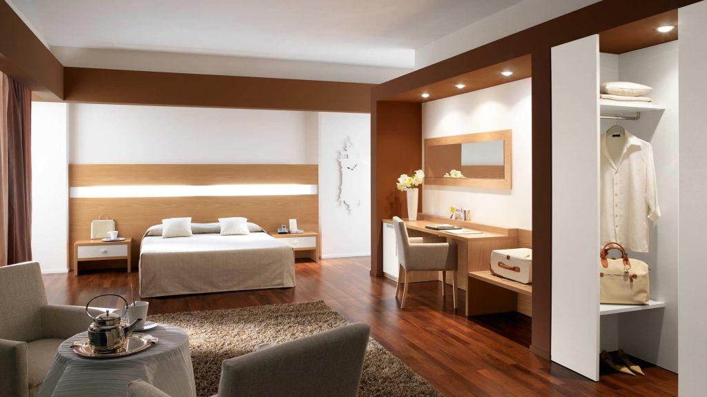 Furnitures and fittings Habitat